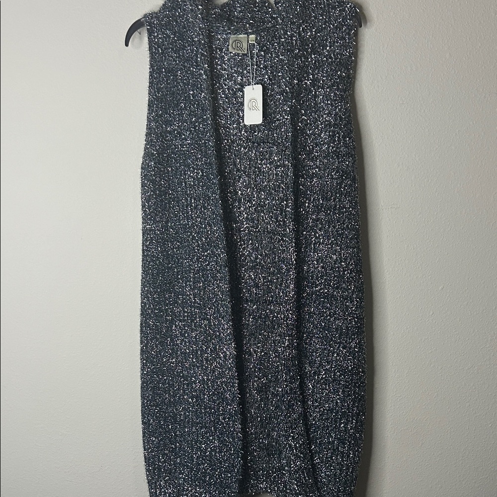 Gray Sleeveless Knit Cardigan